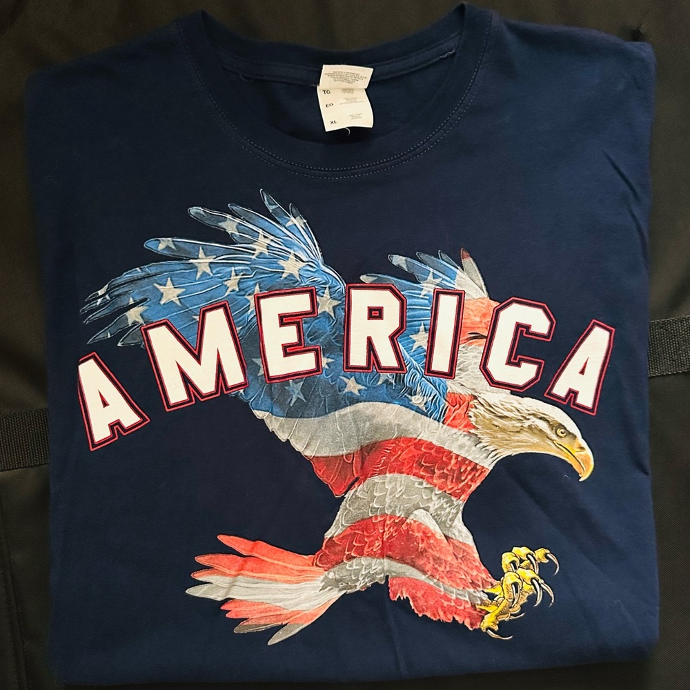 Blue America Eagle Graphic T-Shirt Men’s Size XL